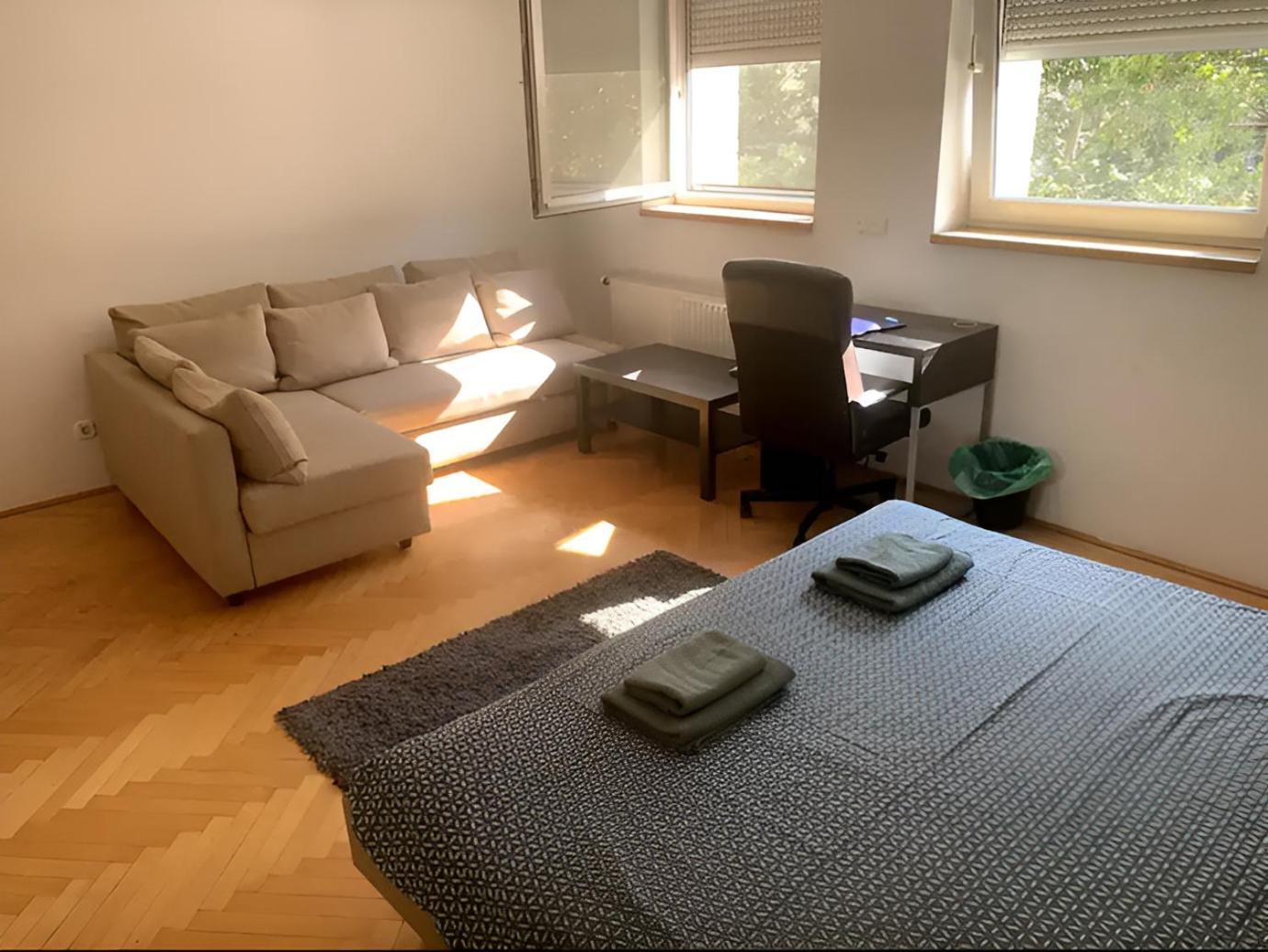 Damati Kft Liszt Ferenc Ter Inner City Flat Budapest Eksteriør bilde