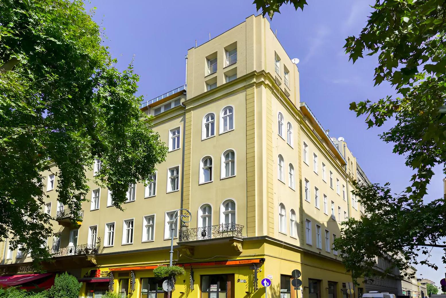 Damati Kft Liszt Ferenc Ter Inner City Flat Budapest Eksteriør bilde